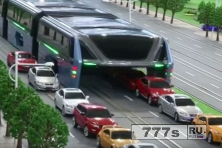 Удивительный «ховербас будущего» везет 1200 пассажиров и конец пробкам на дорогах