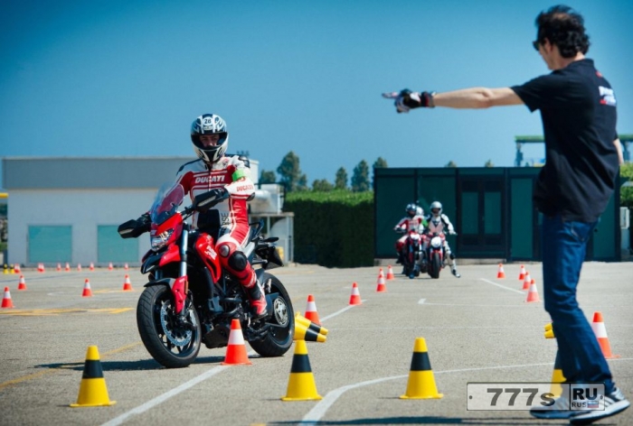 Новый курс по безопасности мотоциклов от Ducati, который может спасти вашу жизнь.