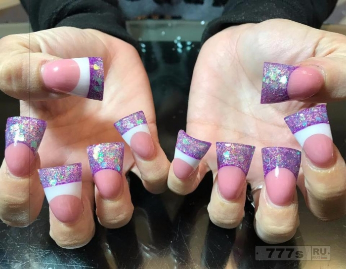 Это новый маникюрный тренд для ногтей, который захватывает салоны ... а вы бы осмелились так зажечь?