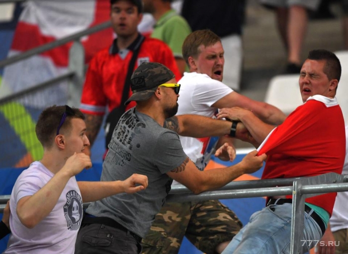 Россия показала машину против бунтов «Щит», который будет противостоять хулиганам Кубка мира по футболу