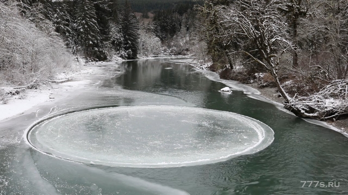 Тайна вращающегося диска льда в середине реки решена