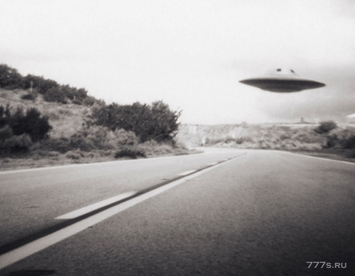 ЦРУ рассказало охотникам за пришельцами, как фотографировать НЛО, раскрывать секретные документы
