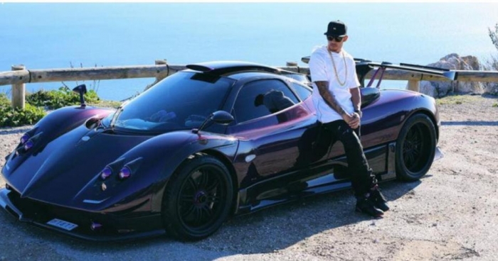 Мега богатый магнат подал в суд на автомобильную фирму в Лондоне за то, что та продала ему за 3,4 млн долларов суперкар Pagani Zonda, однако «он не может на ней ездить»