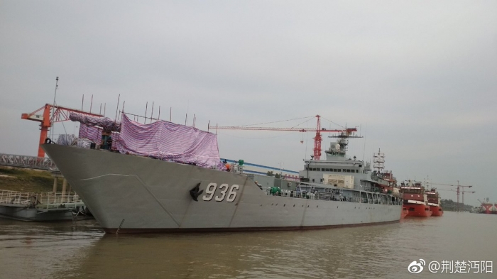 Сделал ли Китай гиперзвуковую пушку? Появившиеся фотографии показывают, что супероружие, установлено на корабле.
