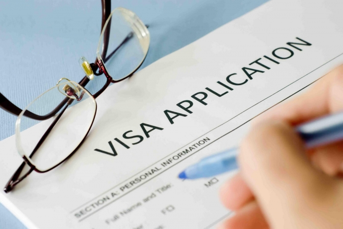 Скоро любой, кто подает заявку на получение американской визы, должен будет предоставить историю своих социальных сетей