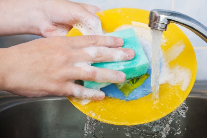 Как справиться с мытьем посуды