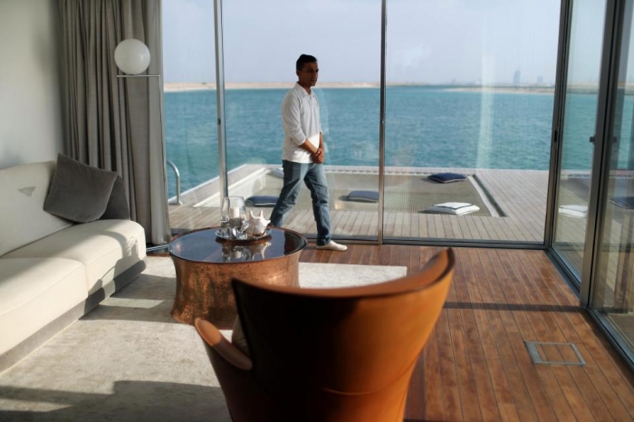 Невероятные плавучие дома Дубая с подводными спальнями и ванными комнатами