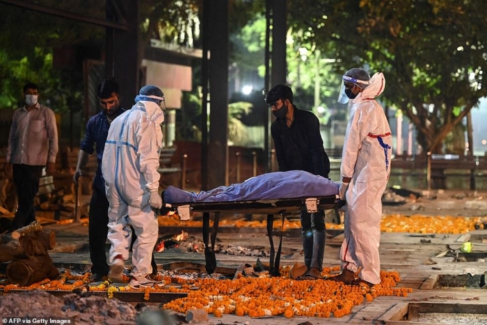 Число погибших от Ковида в Индии может быть в 10 раз выше, а крематории «сжигают гораздо больше жертв, чем проходит по отчетам»