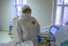 «Наиболее  важный показатель с учётом доминирования «омикрона»: в России за сутки госпитализировали 9136 человек